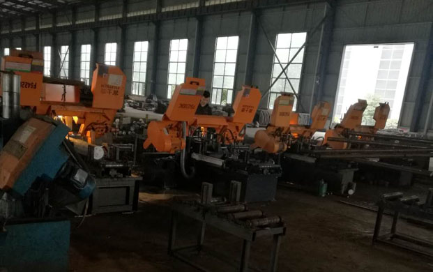 金属带锯床 金属带锯床