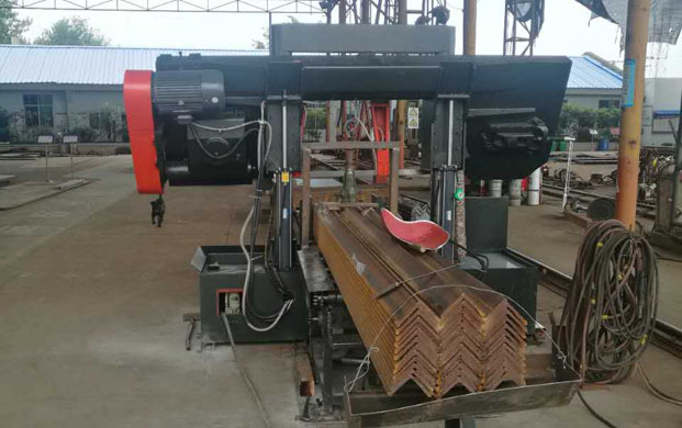 乐意带锯床 乐意带锯床